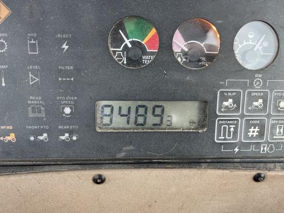 Image of John Deere 8300 equipment image 2