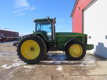 Main image John Deere 8300