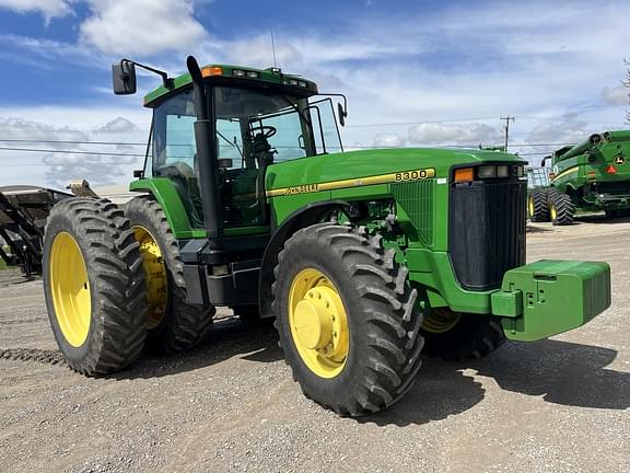 Image of John Deere 8300 equipment image 1
