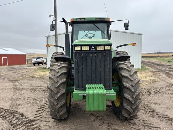 Image of John Deere 8300 equipment image 1