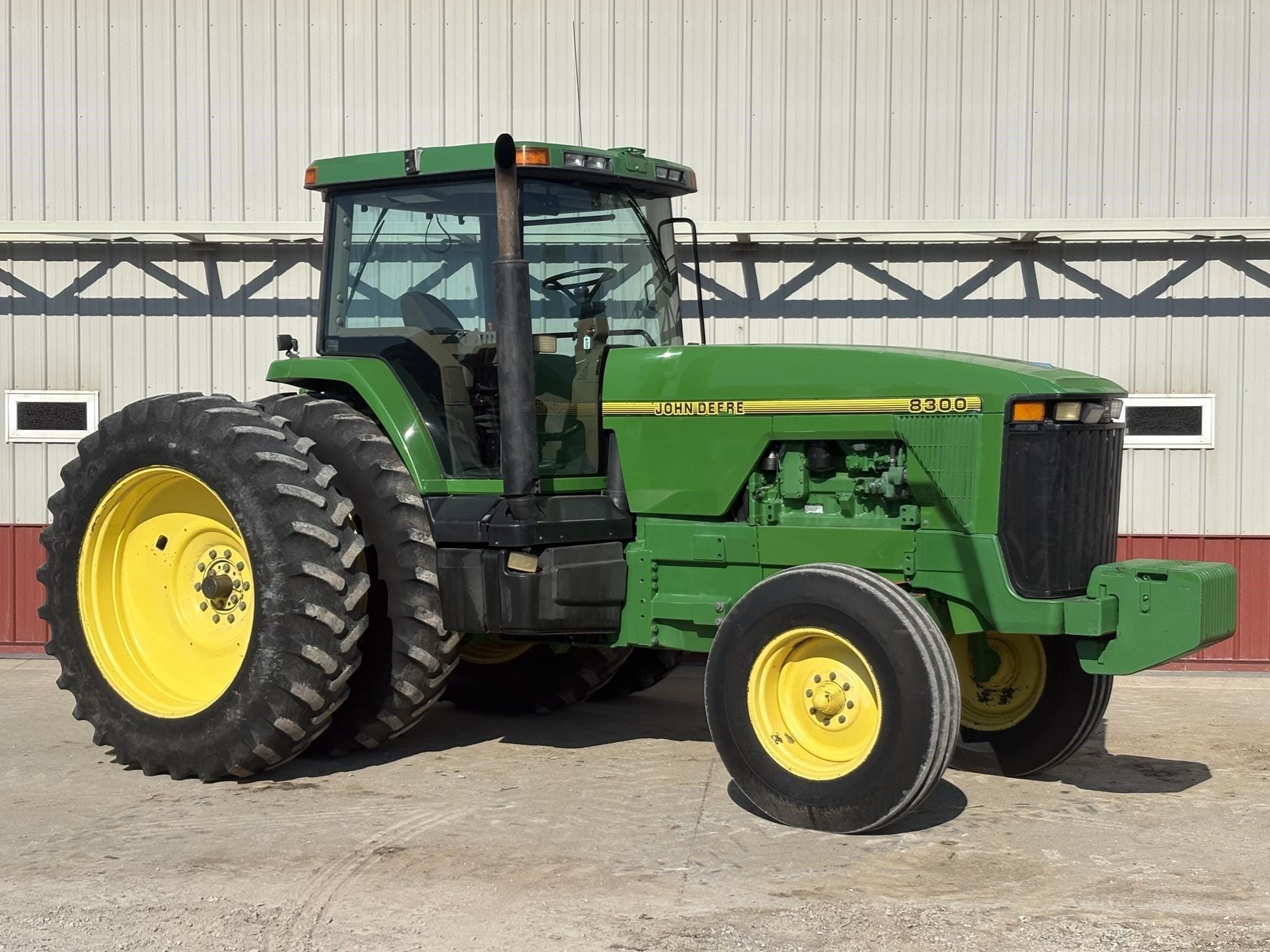 1996 John Deere 8300 Equipment Image0