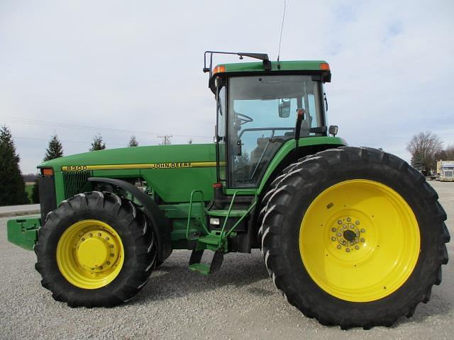 Image of John Deere 8300 equipment image 2