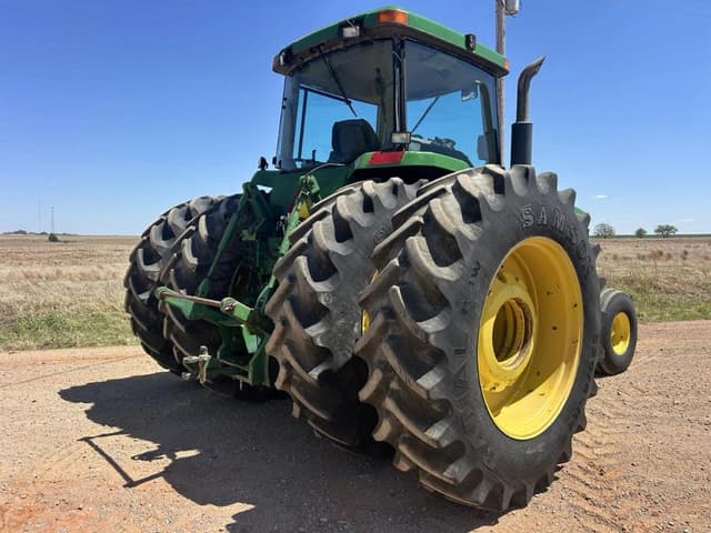 Image of John Deere 8300 equipment image 2