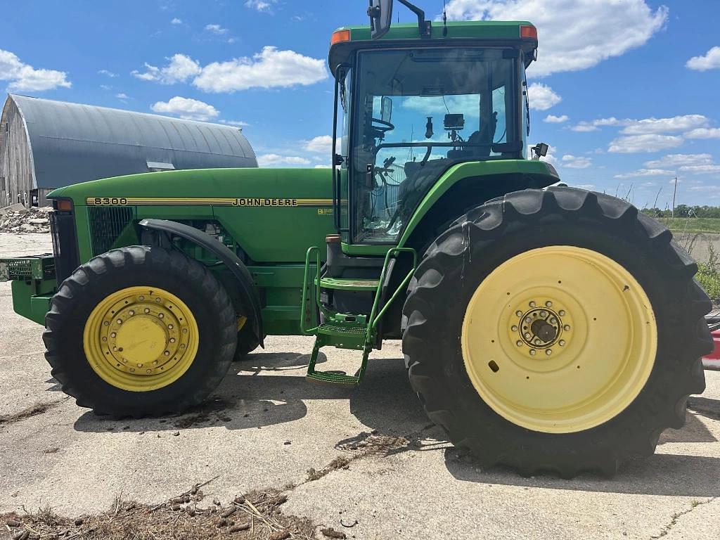 Image of John Deere 8300 Primary image