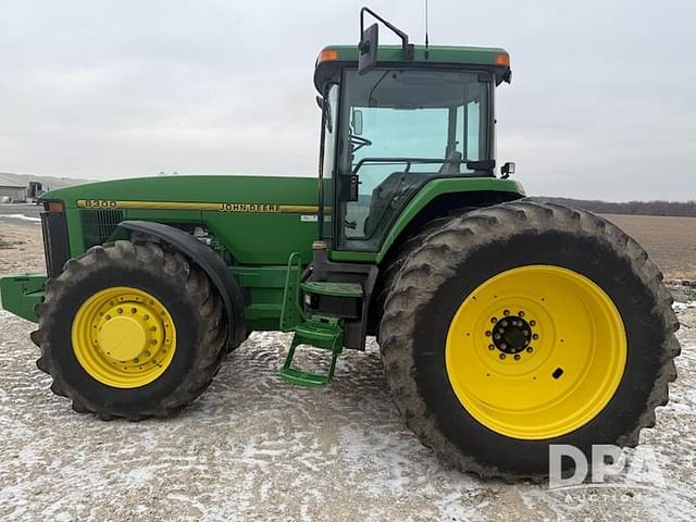 Image of John Deere 8300 equipment image 3