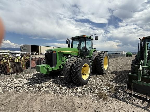 Image of John Deere 8400 equipment image 2