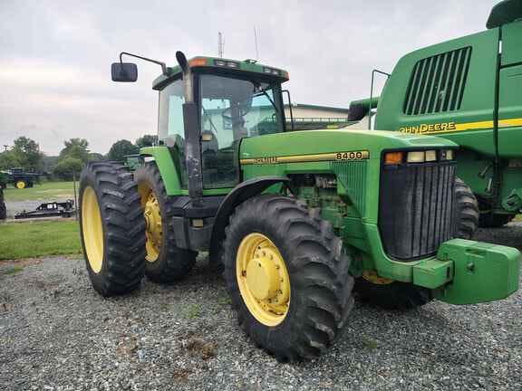 1996 John Deere 8400 Equipment Image0