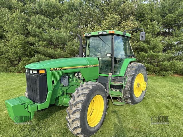 Image of John Deere 8400 equipment image 3