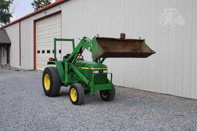 Image of John Deere 870 equipment image 4