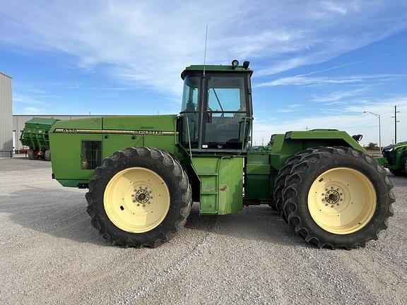 Image of John Deere 8770 equipment image 1