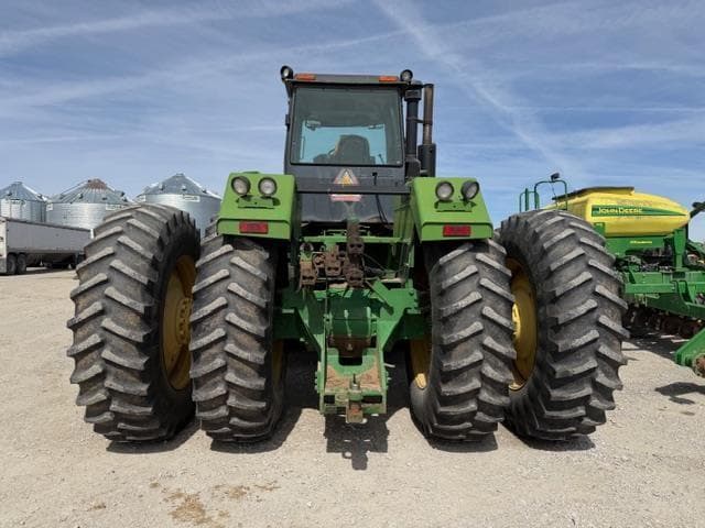 Image of John Deere 8770 equipment image 3