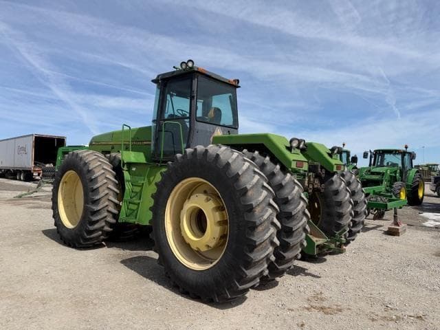 Image of John Deere 8770 equipment image 2
