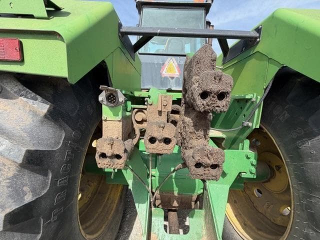 Image of John Deere 8770 equipment image 4