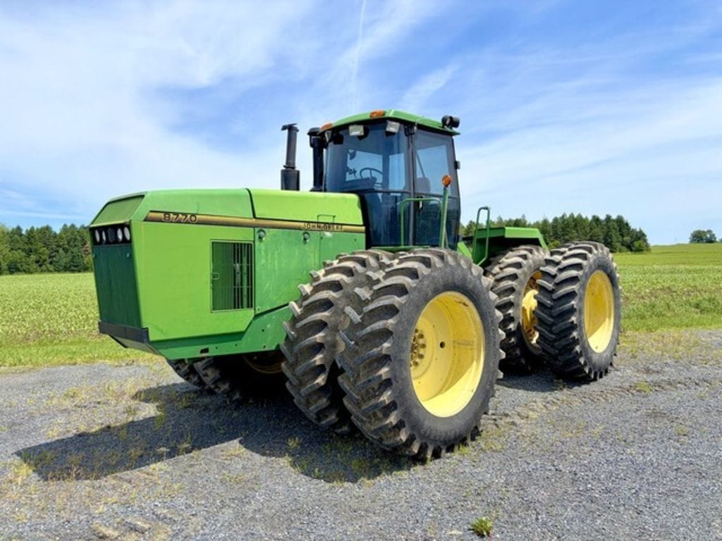 1996 John Deere 8770 Image