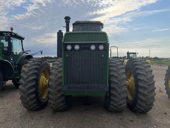 Image of John Deere 8870 Primary image