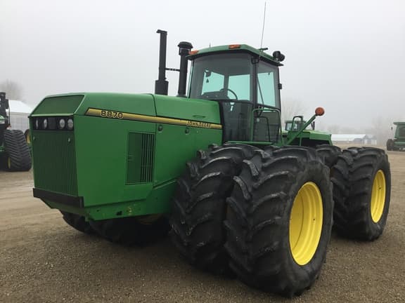 Image of John Deere 8870 equipment image 1