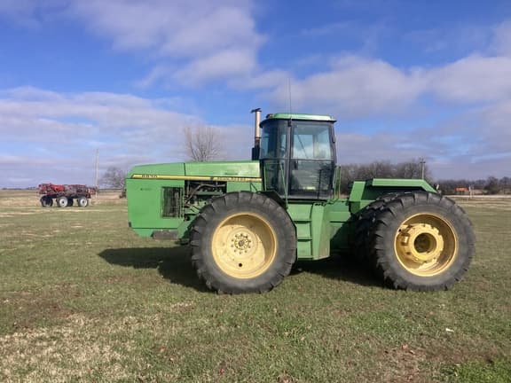 Image of John Deere 8870 Primary image