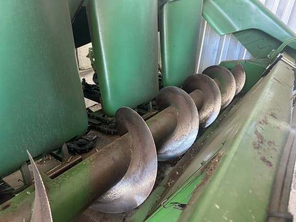 Image of John Deere 893 Primary image