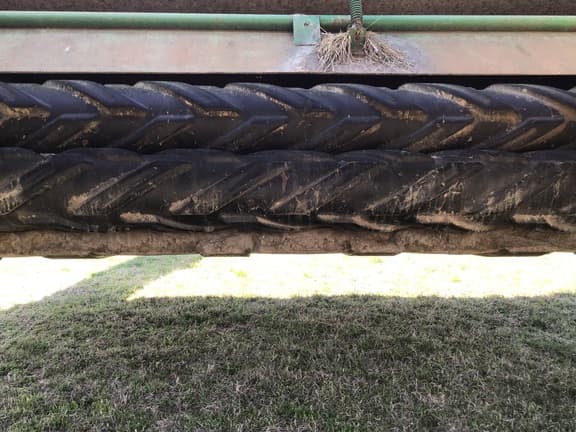 Image of John Deere 920 equipment image 3