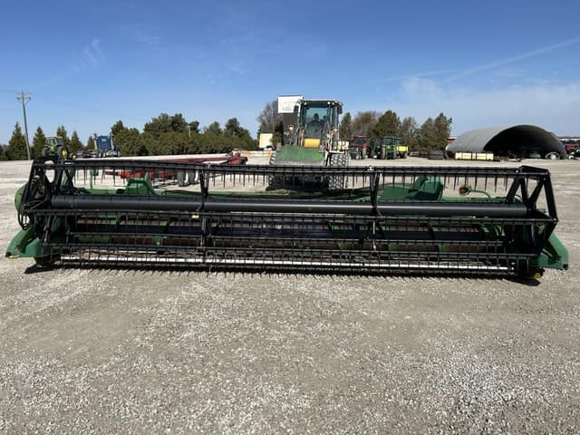 Image of John Deere 920 equipment image 1