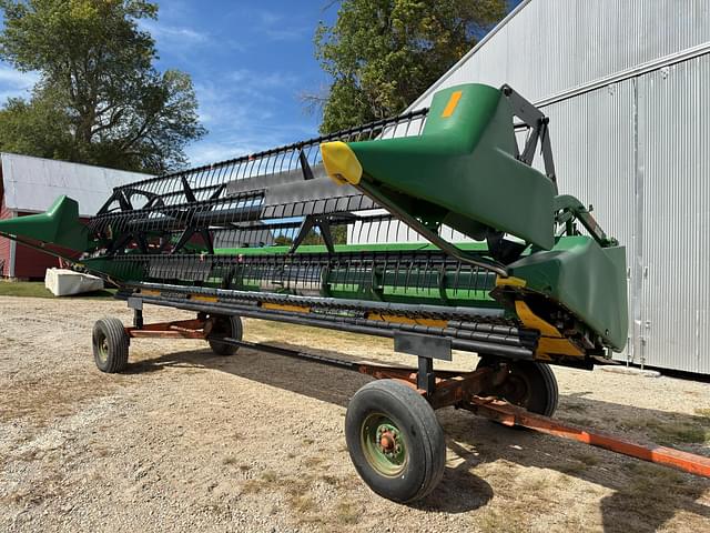 Image of John Deere 920 equipment image 1