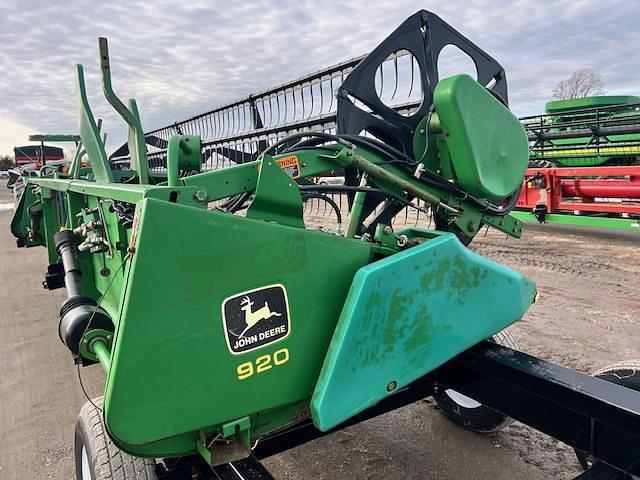 Image of John Deere 920 equipment image 4