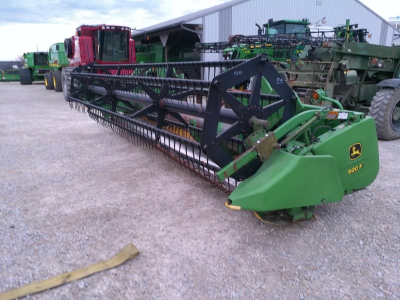 1996 John Deere 920F Equipment Image0