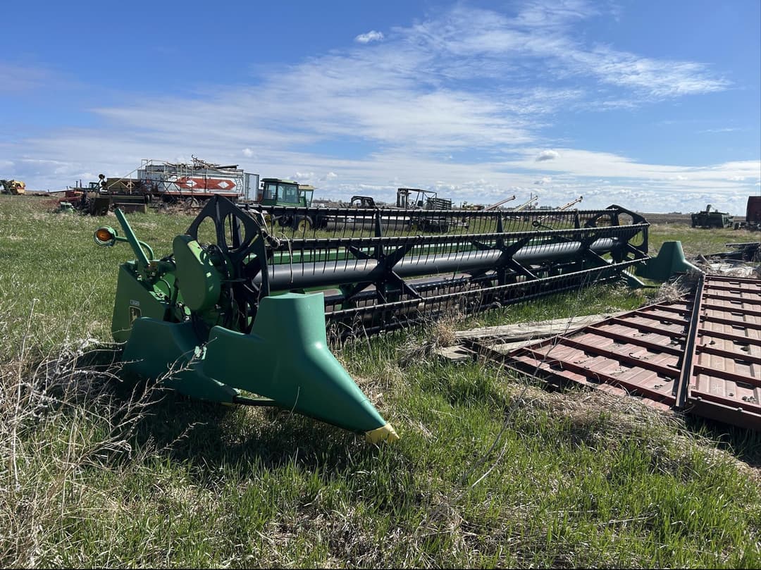 Image of John Deere 925F Primary image