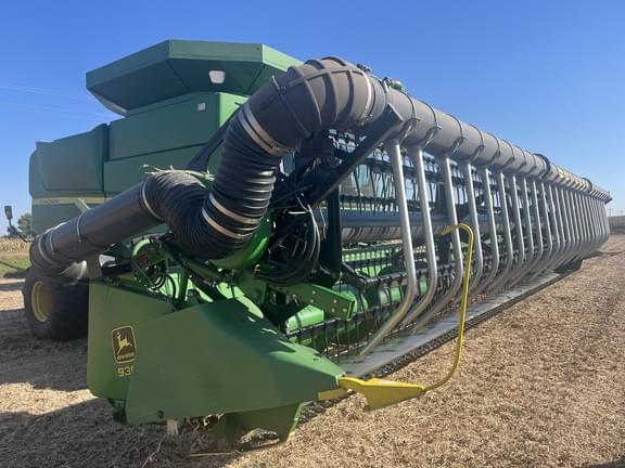Image of John Deere 930 equipment image 1