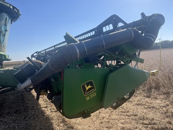 Image of John Deere 930 equipment image 2