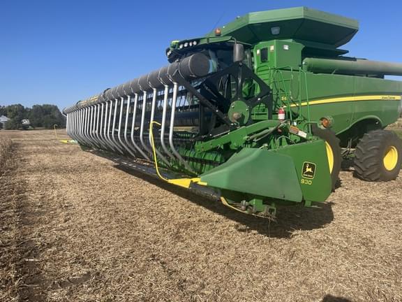 Image of John Deere 930 Primary image