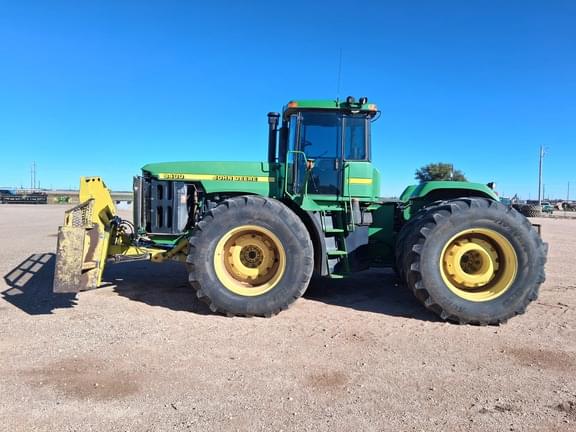 Image of John Deere 9400 equipment image 1
