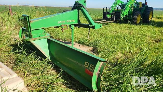 Image of John Deere 95 equipment image 2