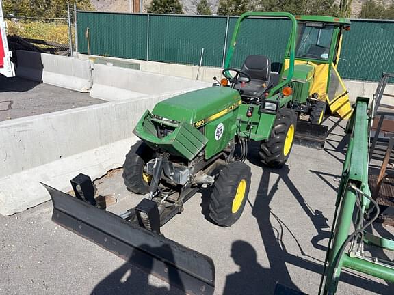 Image of John Deere 955 equipment image 1