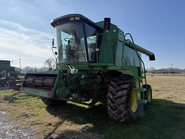 Image of John Deere 9600 equipment image 2