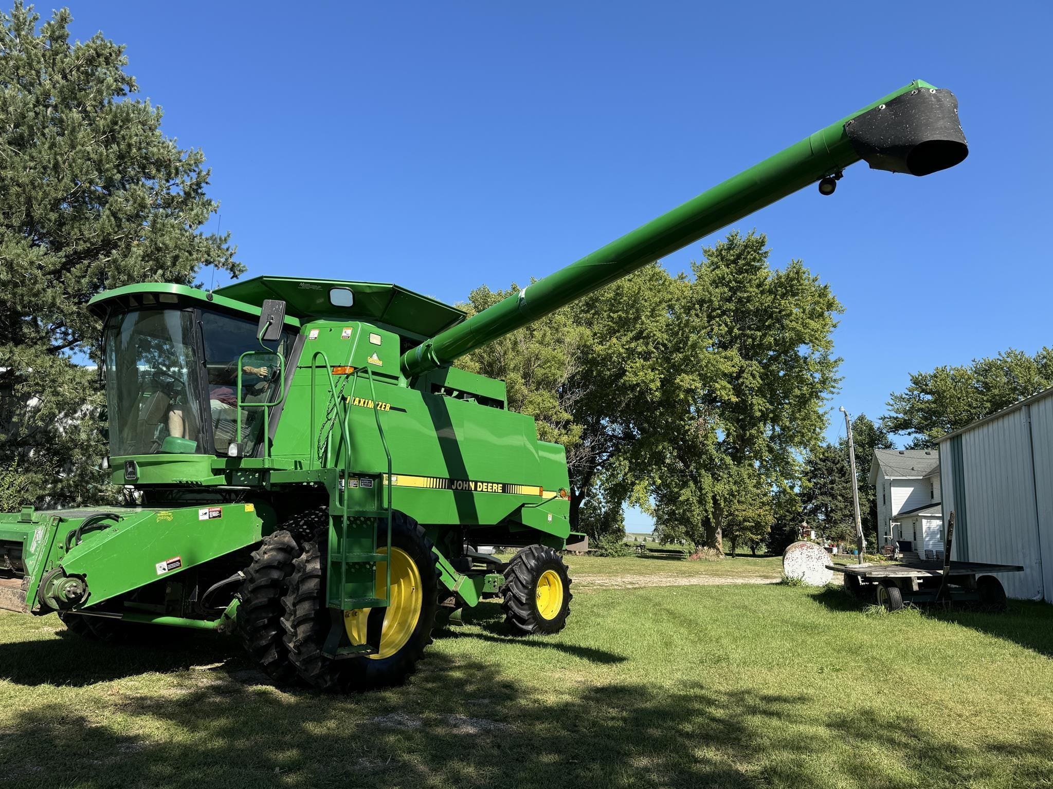 1996 John Deere 9600 Equipment Image0