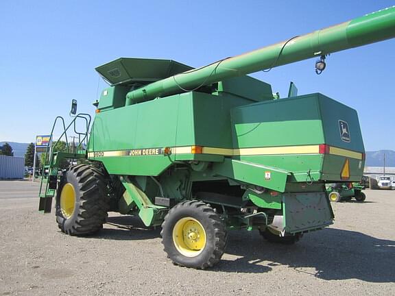 Image of John Deere 9600 equipment image 4