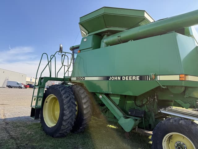 Image of John Deere 9600 equipment image 3