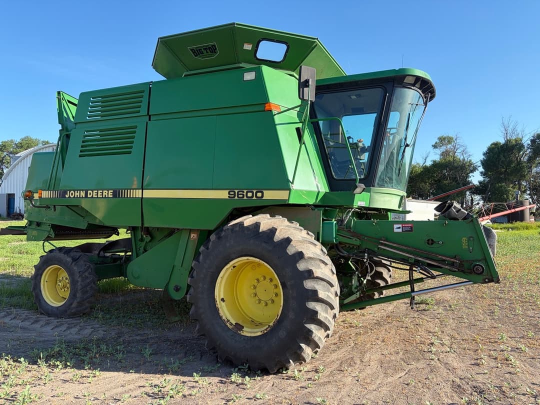 Image of John Deere 9600 Image 1
