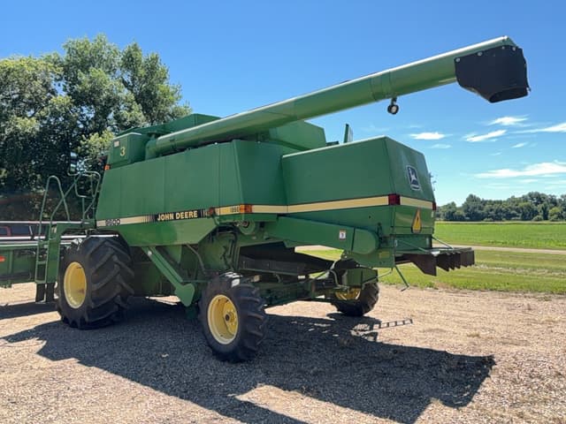 Image of John Deere 9600 equipment image 2