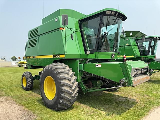 Image of John Deere 9600 equipment image 1