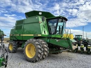 1996 John Deere 9600 Image