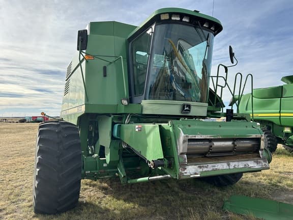 Image of John Deere 9600 equipment image 1