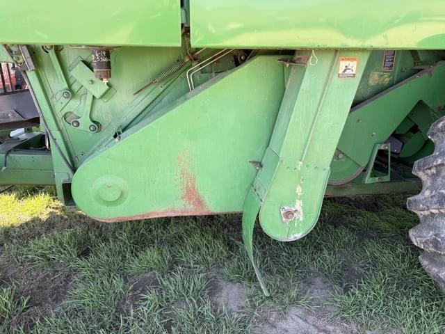 Image of John Deere 9600 equipment image 4