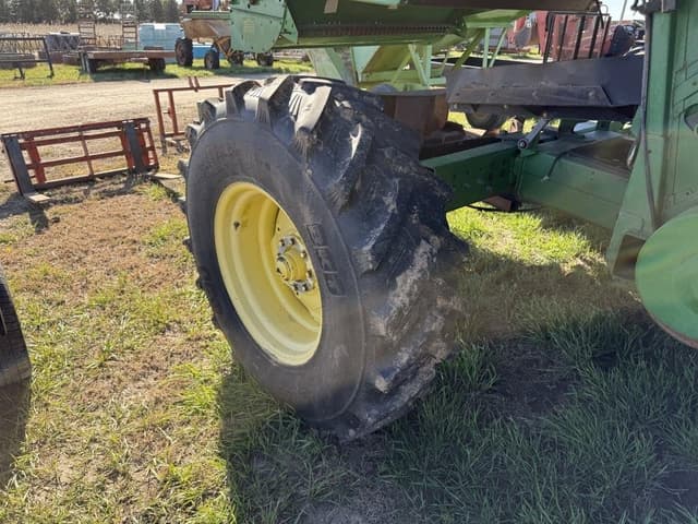 Image of John Deere 9600 equipment image 3