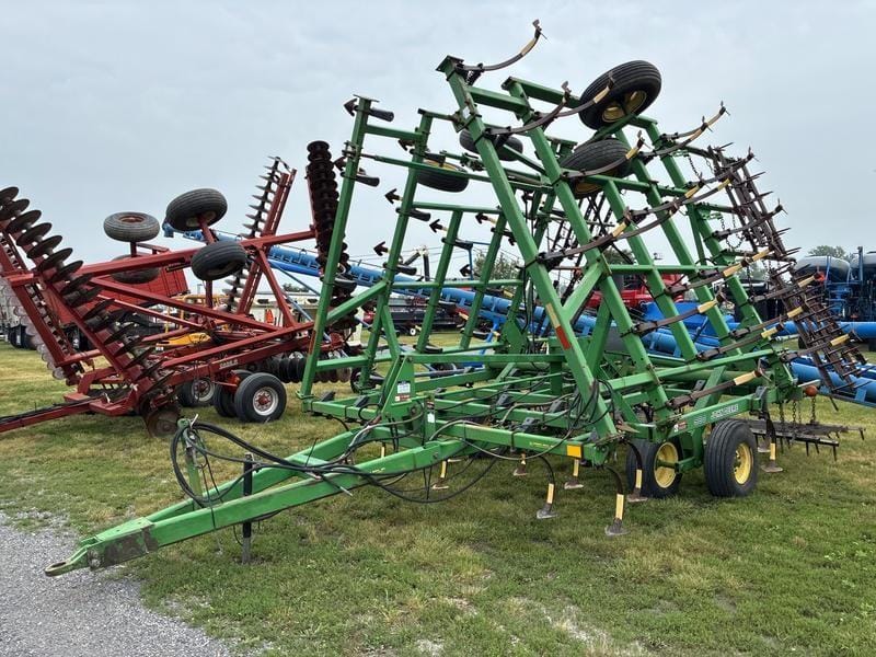 1996 John Deere 980 Equipment Image0