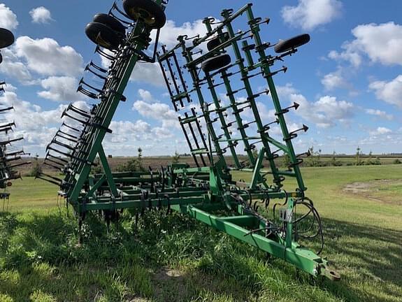 1996 John Deere 980 Equipment Image0