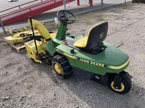 Image of John Deere F525 equipment image 1