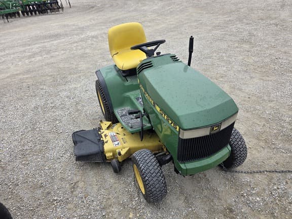 Image of John Deere GT275 equipment image 3