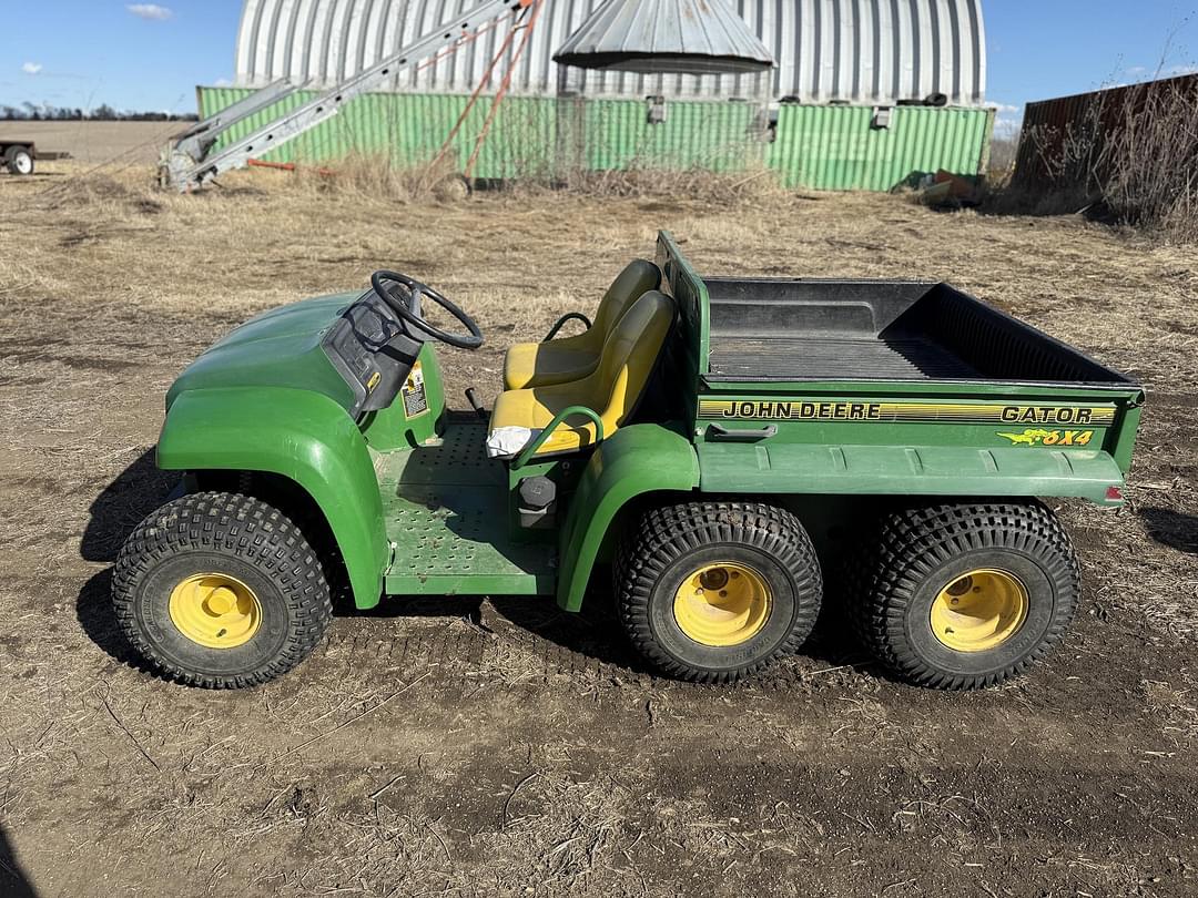 Image of John Deere Gator Primary image